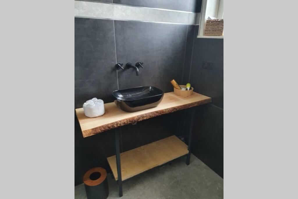 Loft De Type Industriel Et Spacieux ニース エクステリア 写真
